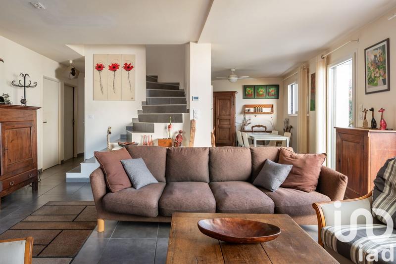 Maison - 104 m² - 4 pièces