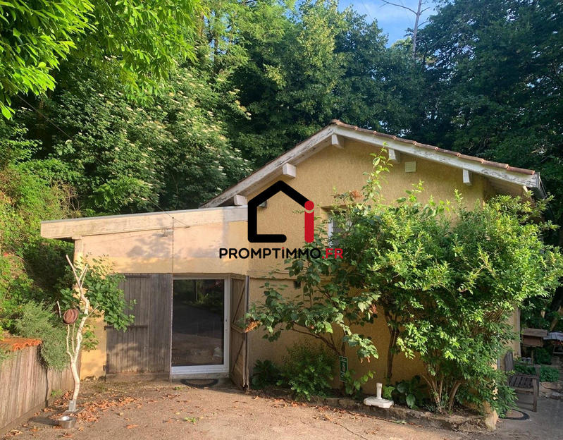 Maison - 229 m² - 7 pièces