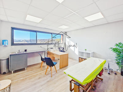 Appartement - 206 m² - 8 pièces