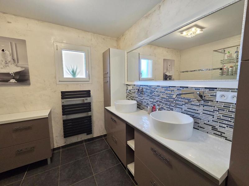 Maison - 106 m² - 4 pièces