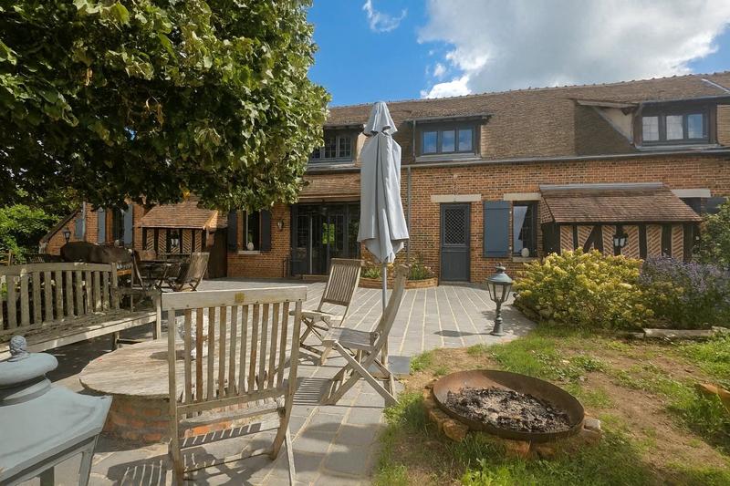 Maison - 283 m² - 7 pièces