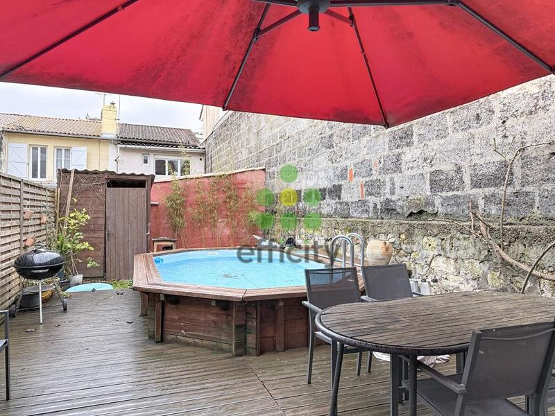 Maison - 90 m² - 4 pièces