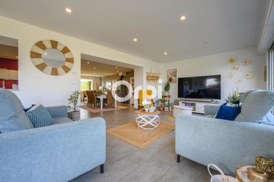 Maison - 188 m² - 5 pièces