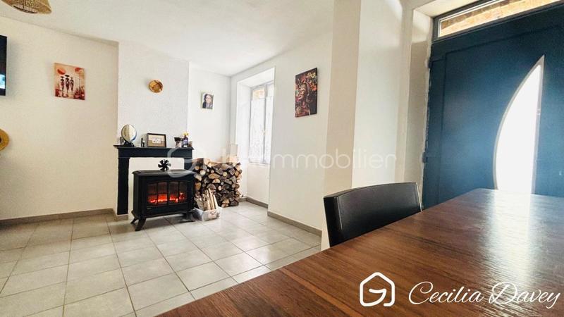 Propriété - 160 m² - 6 pièces