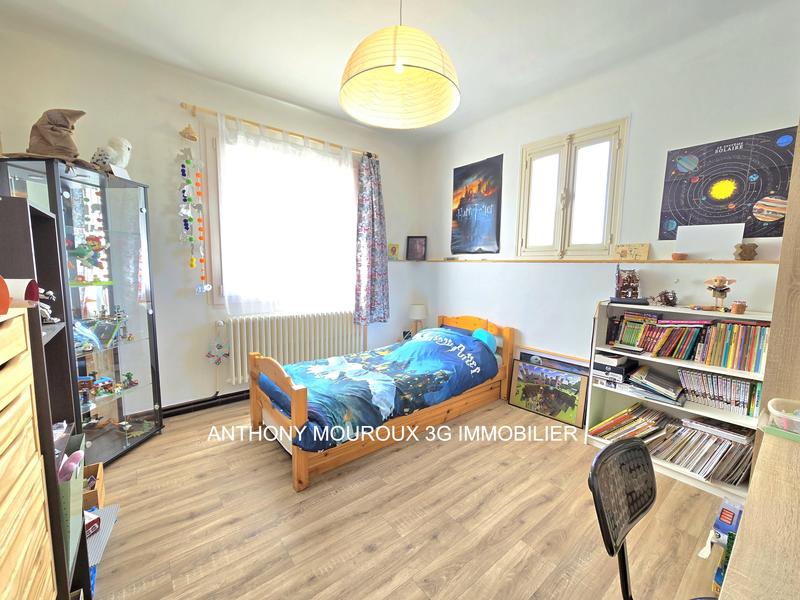 Maison - 94 m² - 5 pièces