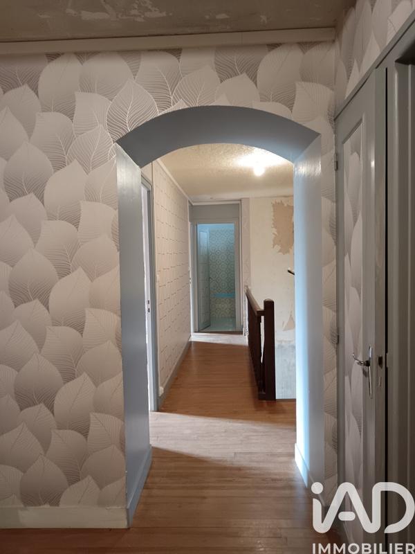 Maison - 140 m² - 5 pièces