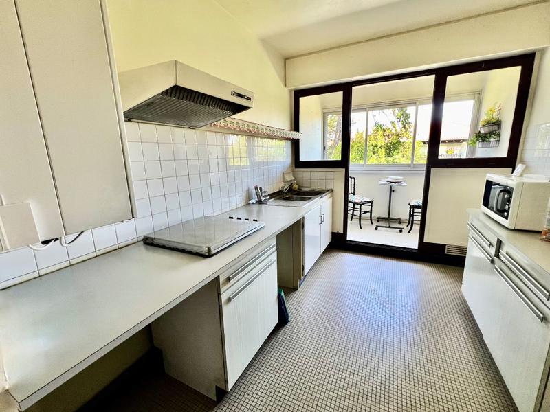 Appartement - 80 m² - 4 pièces