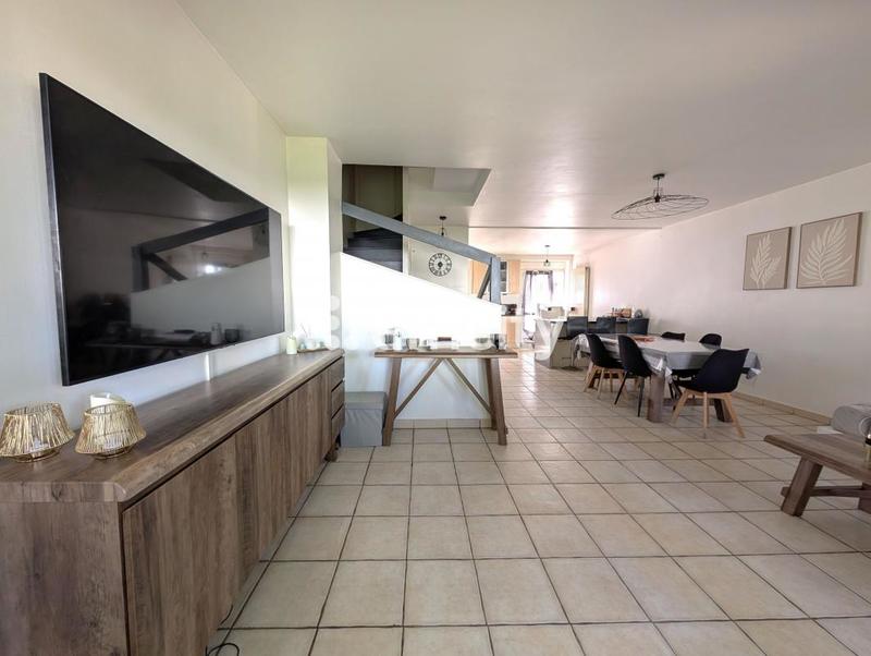 Maison - 105 m² - 6 pièces