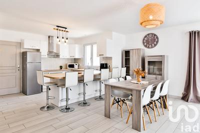 Maison - 105 m² - 4 pièces