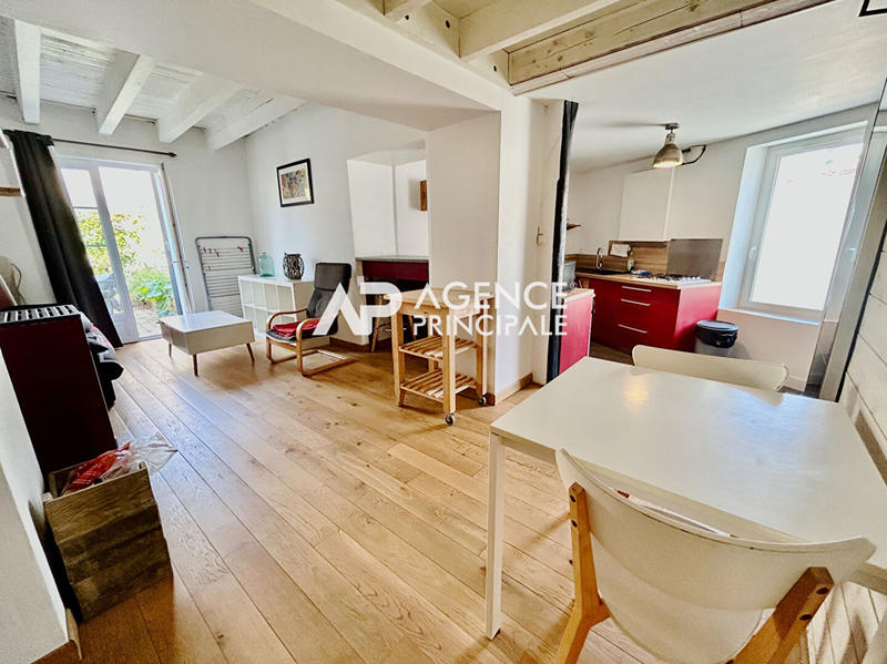 Appartement - 48 m² - 2 pièces