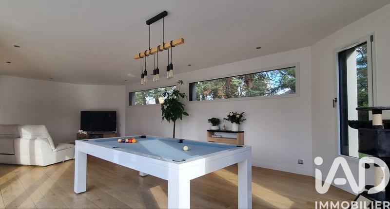 Maison - 167 m² - 7 pièces