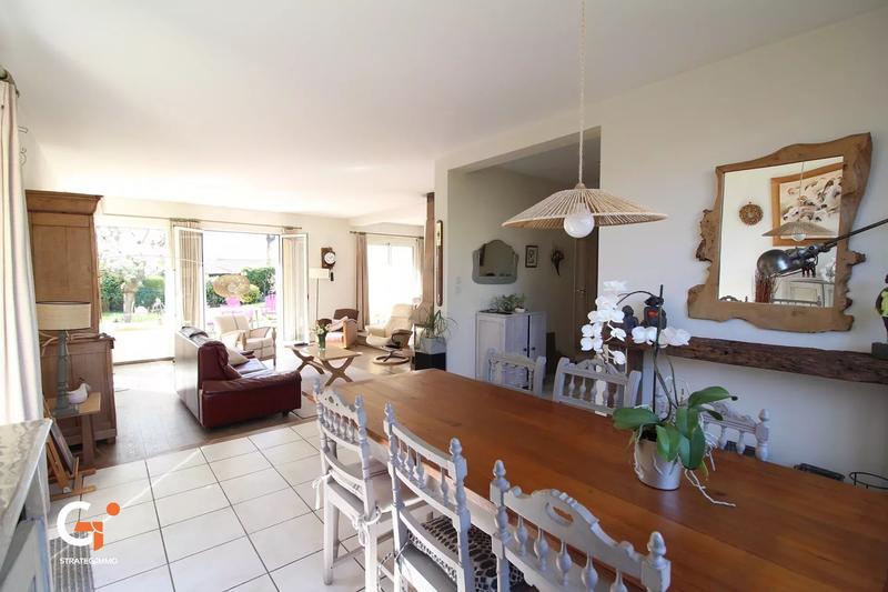 Maison - 174 m² - 7 pièces