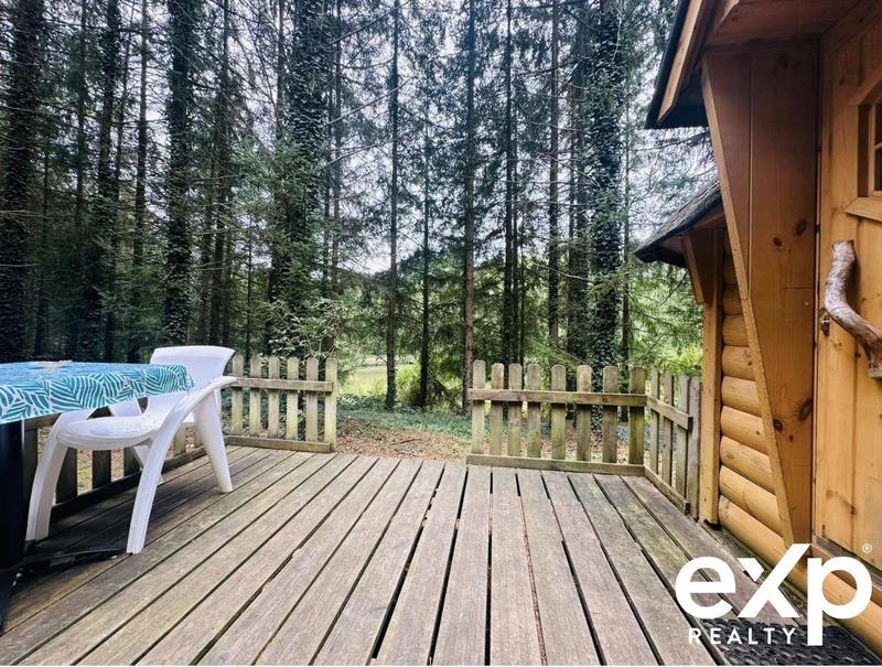 Maison - 310 m² - 8 pièces