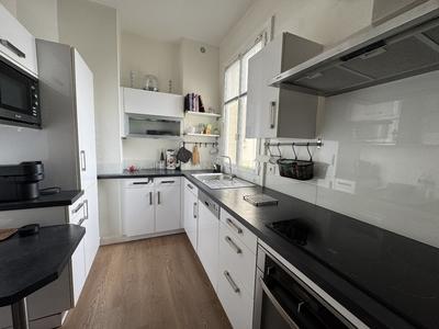 Appartement - 64 m² - 2 pièces