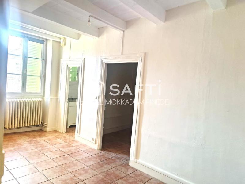 Maison - 177 m² - 7 pièces