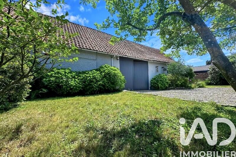 Maison - 180 m² - 7 pièces