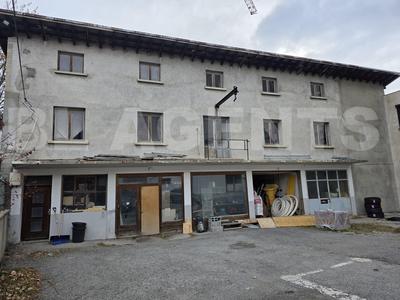 Local commercial - 220 m²