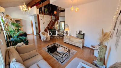 Loft - 75 m² - 3 pièces