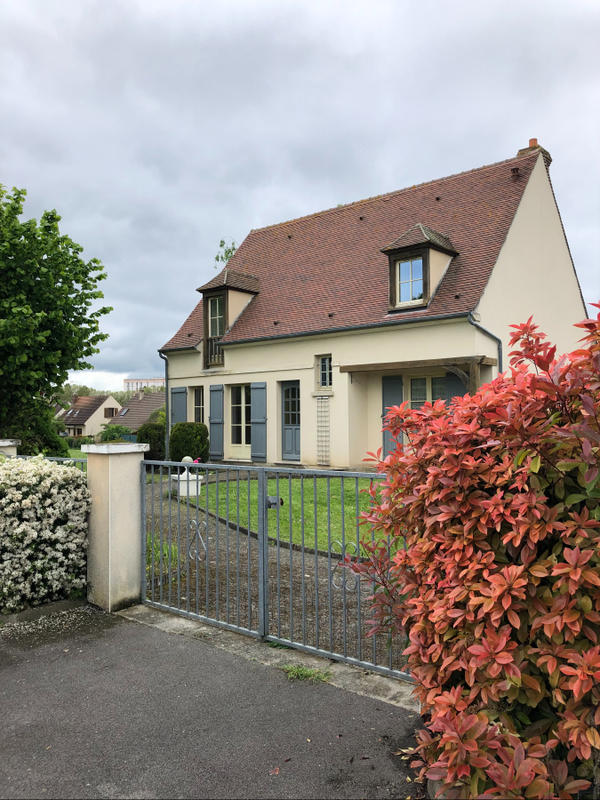 Maison - 120 m² - 4 pièces