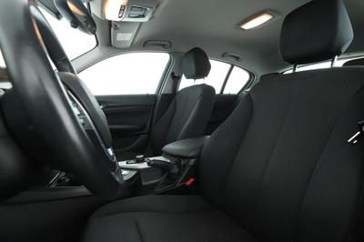 Bmw Série 1 116d Lounge Bva8 5p 116 ch