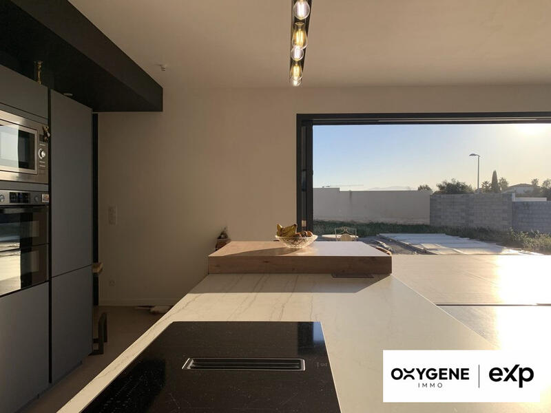 Maison contemporaine - 138 m² - 4 pièces