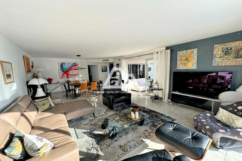 Maison - 170 m² - 5 pièces