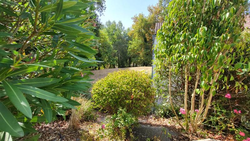 Maison - 161 m² - 8 pièces