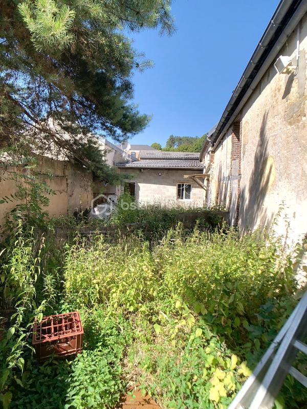 Maison - 360 m² - 12 pièces