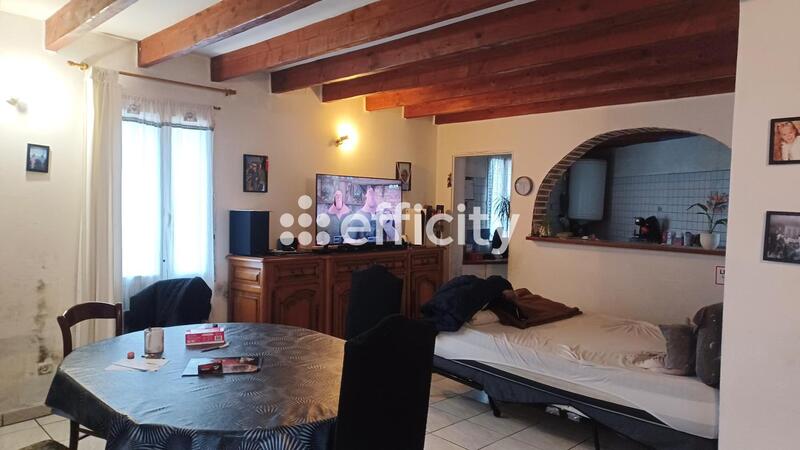 Maison - 91 m² - 6 pièces