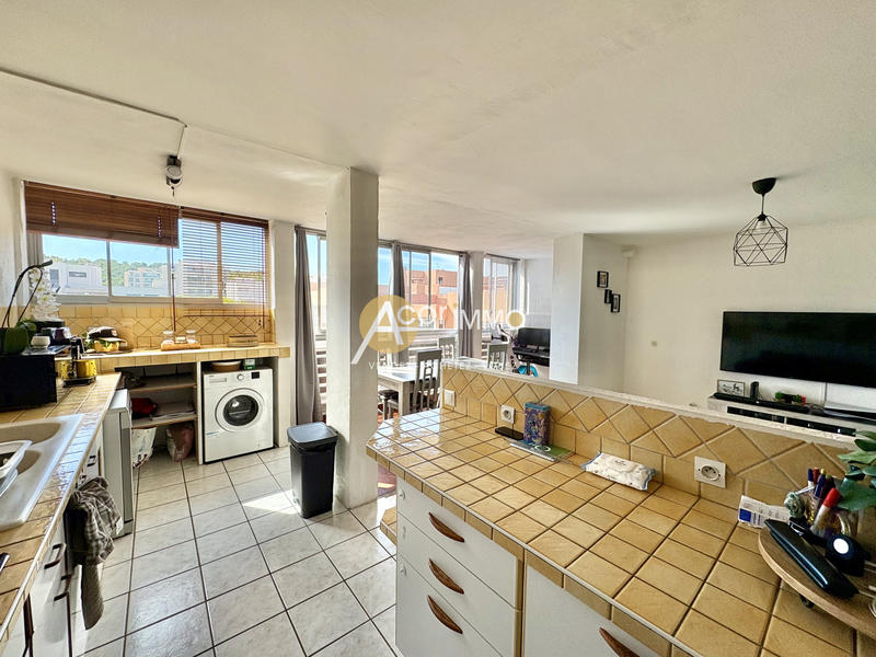 Appartement - 75 m² - 3 pièces