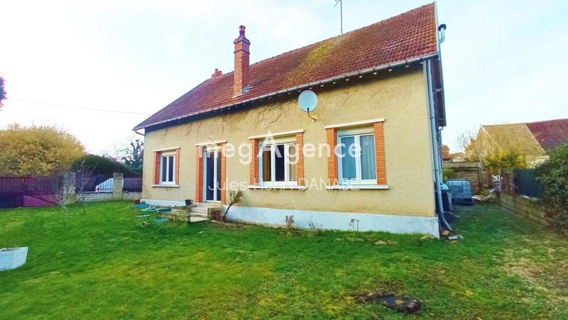 Maison - 180 m² - 7 pièces