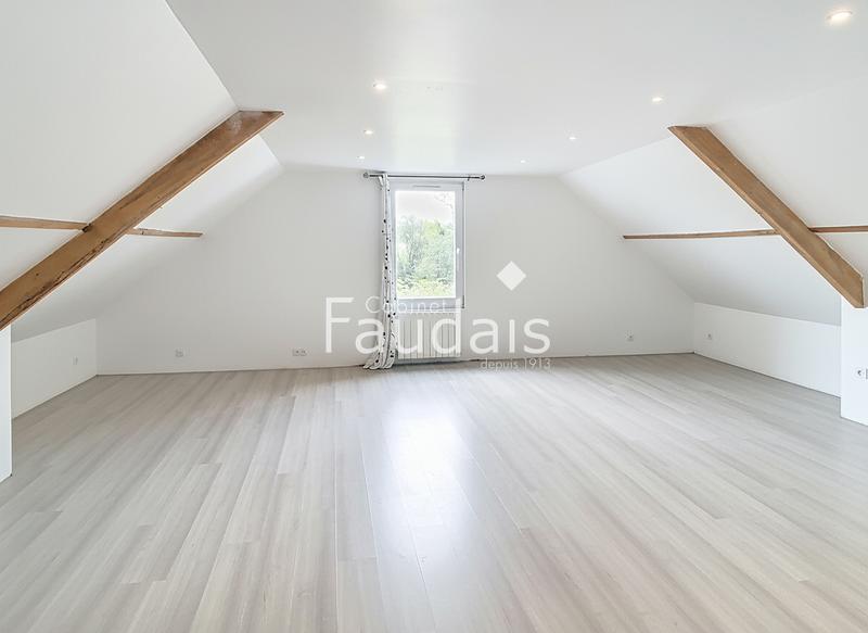 Maison - 150 m² - 5 pièces