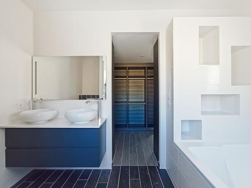 Maison - 195 m² - 6 pièces