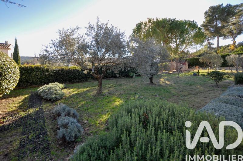 Maison - 215 m² - 8 pièces