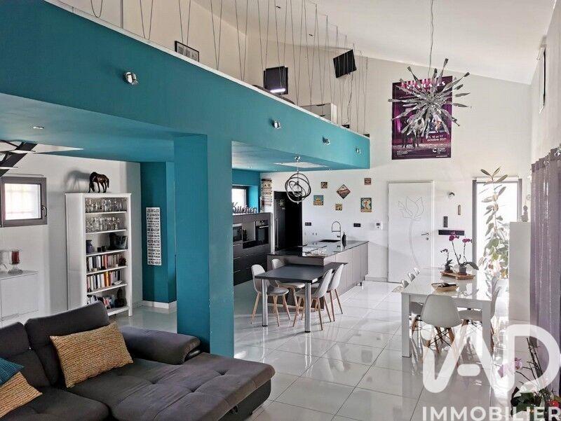 Maison - 171 m² - 6 pièces