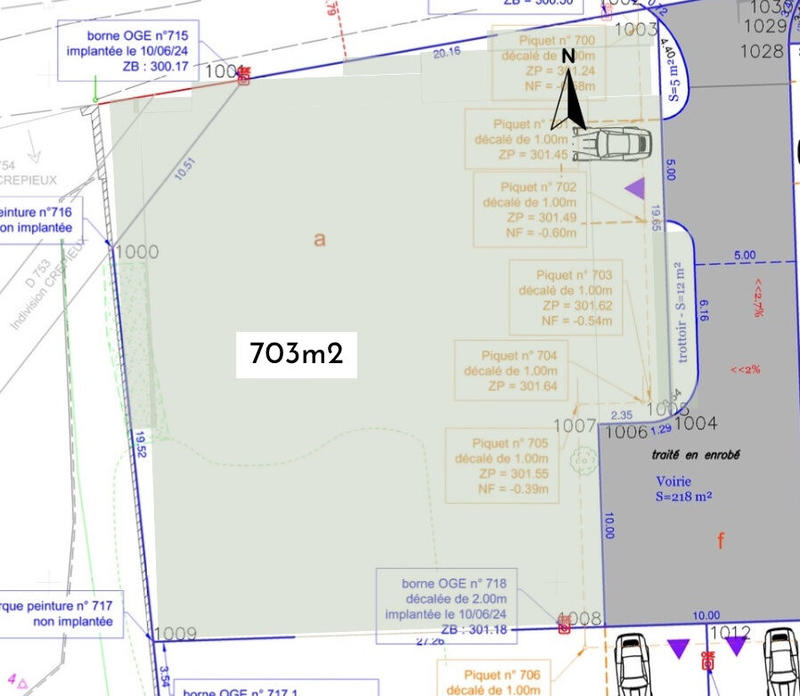 Terrain - 703 m²