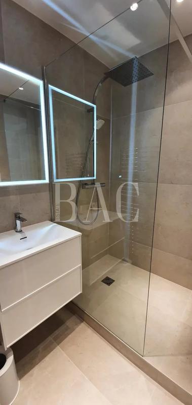 Appartement - 115 m² - 4 pièces