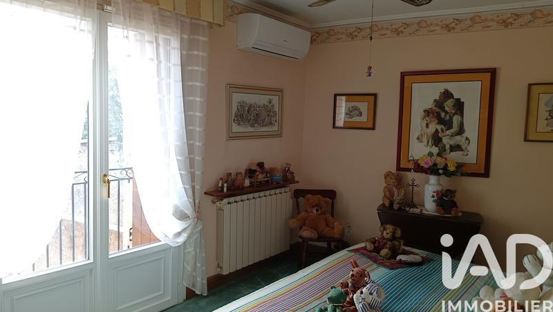 Maison - 255 m² - 6 pièces