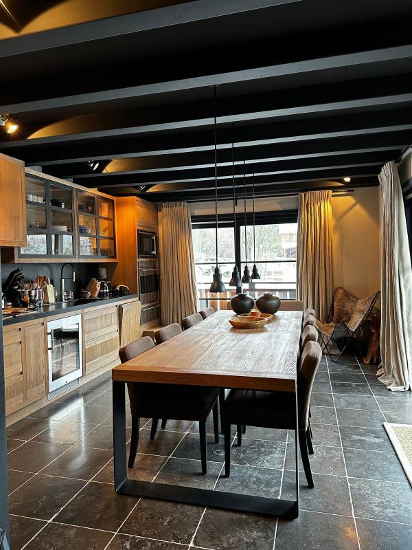 Chaumière - 296 m² - 8 pièces