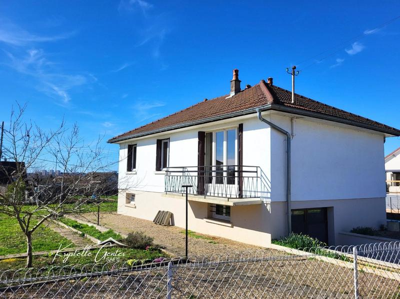 Maison - 64 m² - 4 pièces