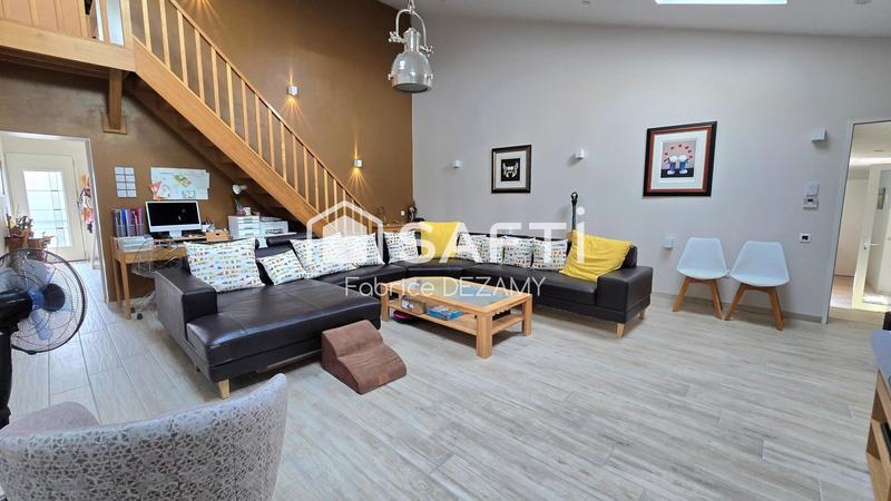 Maison - 191 m² - 6 pièces