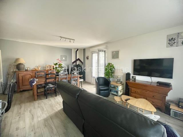 Maison traditionnelle - 89 m² - 4 pièces