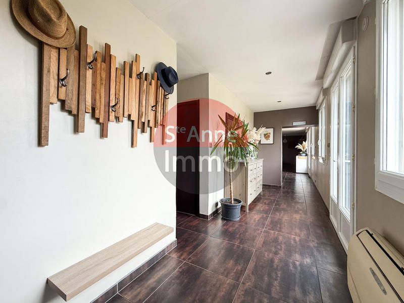 Maison - 192 m² - 6 pièces