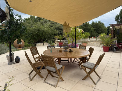 Maison - 467 m² - 11 pièces