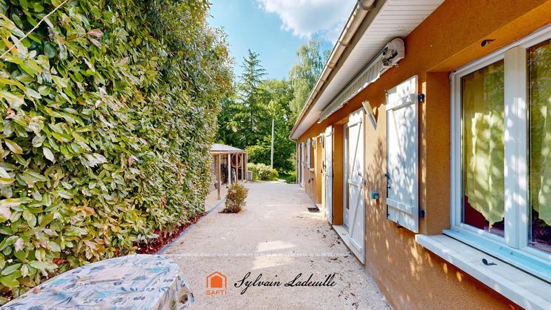 Maison - 160 m² - 7 pièces