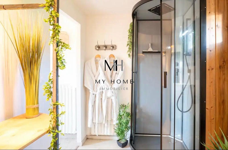 Maison ancienne - 180 m² - 8 pièces