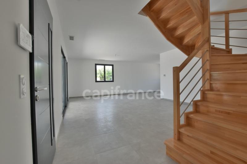 Maison - 165 m² - 4 pièces