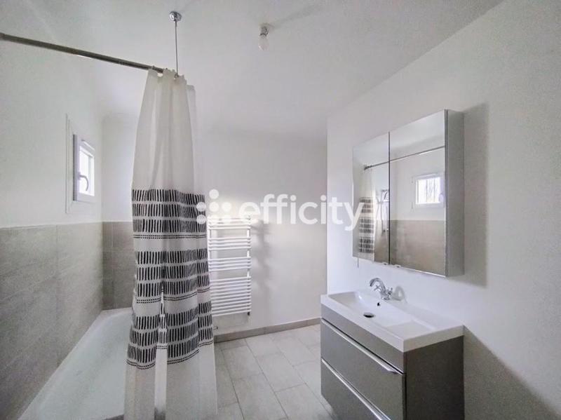 Pavillon - 152 m² - 6 pièces