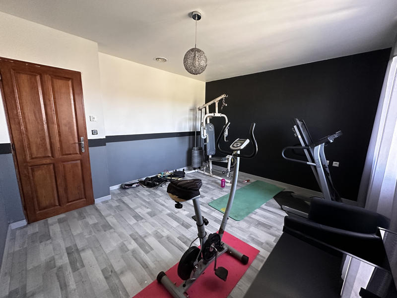 Villa - 180 m² - 7 pièces