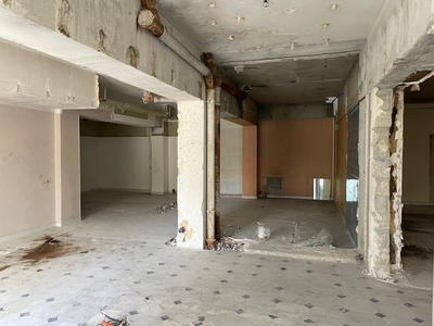 Local commercial - 317 m²